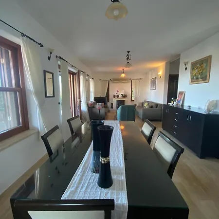 Private Luxury With Pool In Peninsula Каш